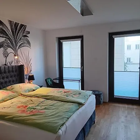 Center Modern Retreat Rostock